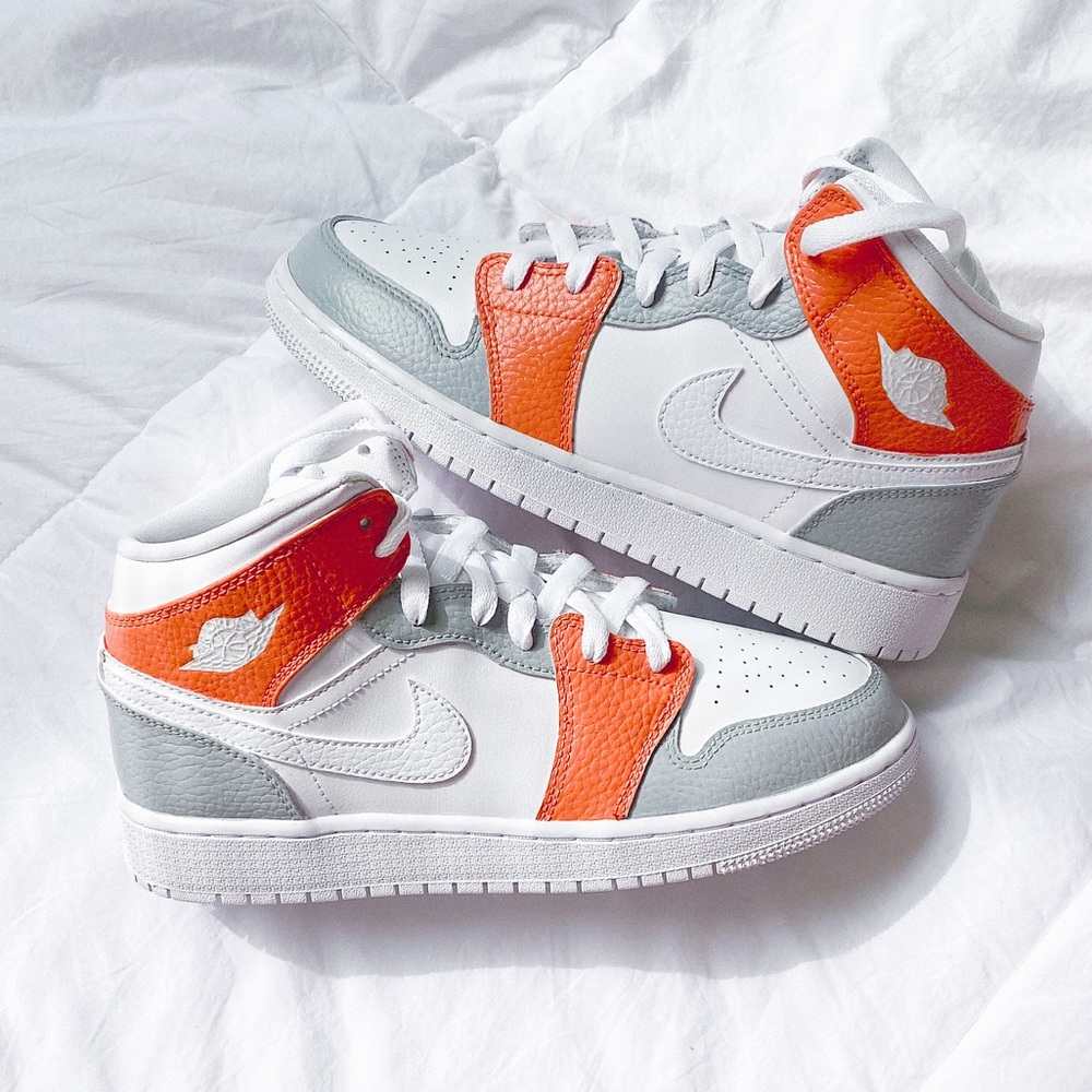 Nike custom air jordan 1 sneakers - Picture 5 of 5
